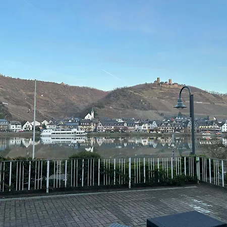 Schoene Aussicht Apartment Loef